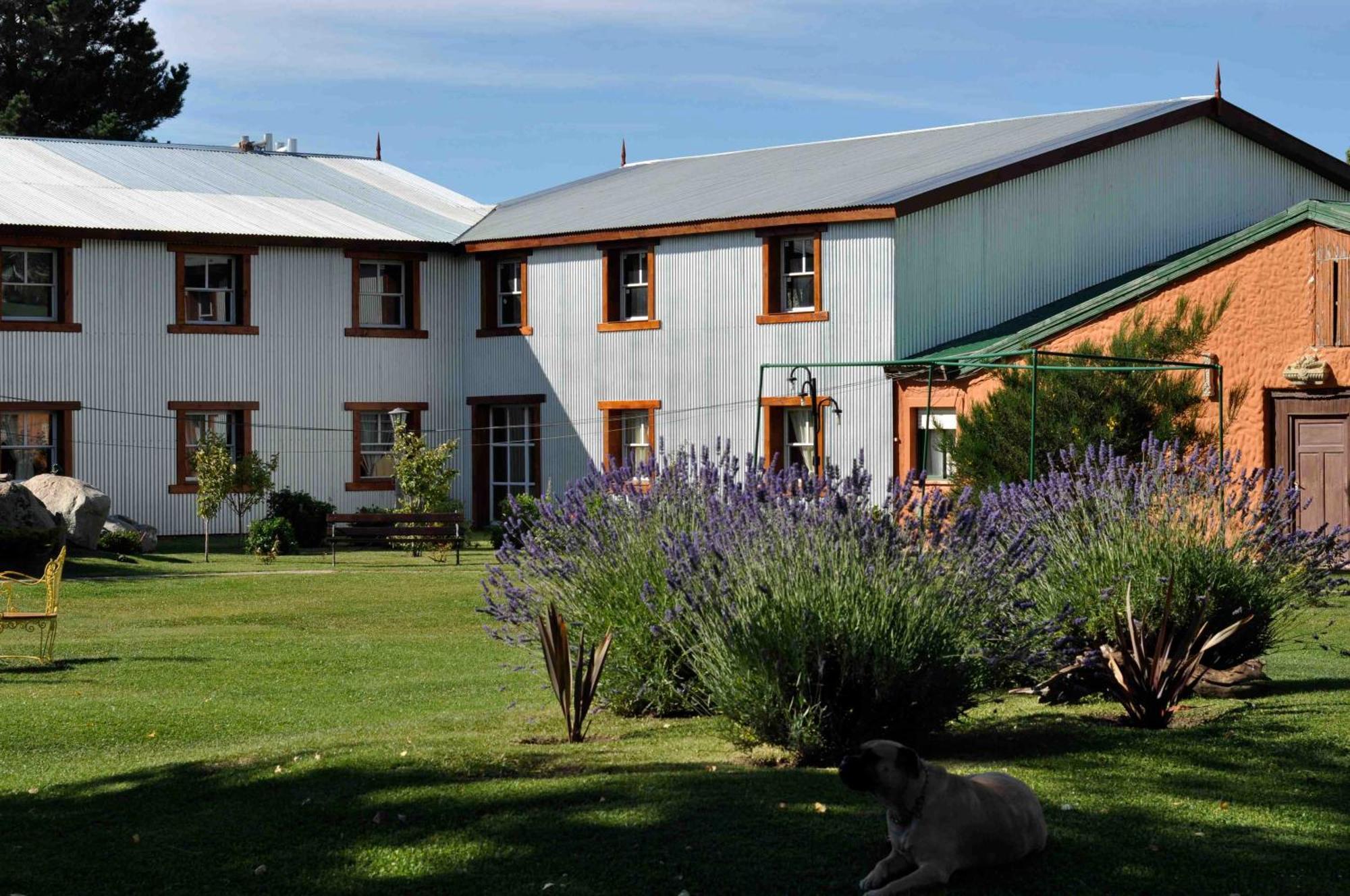 "La Loma" - Vieja Casona Aparthotel El Calafate Esterno foto