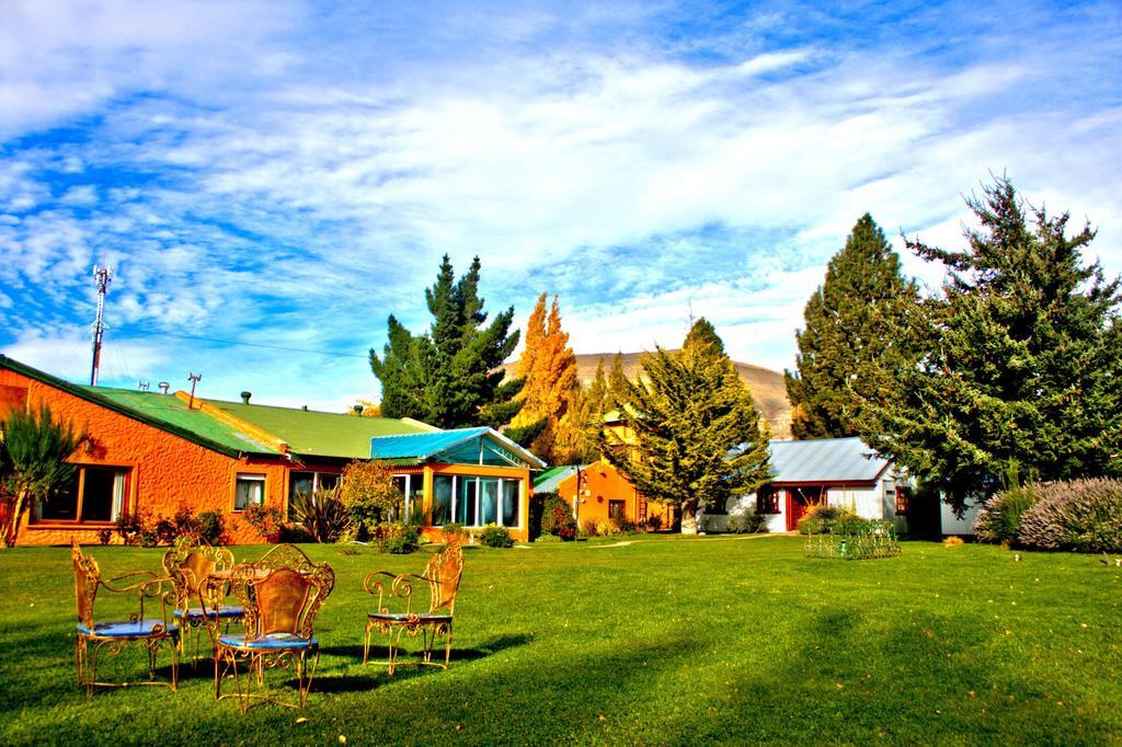 "La Loma" - Vieja Casona Aparthotel El Calafate Esterno foto
